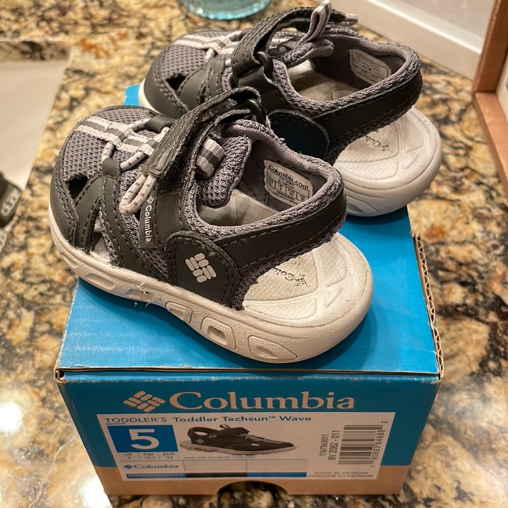 Toddler size 5 Columbia sandals or water shoes